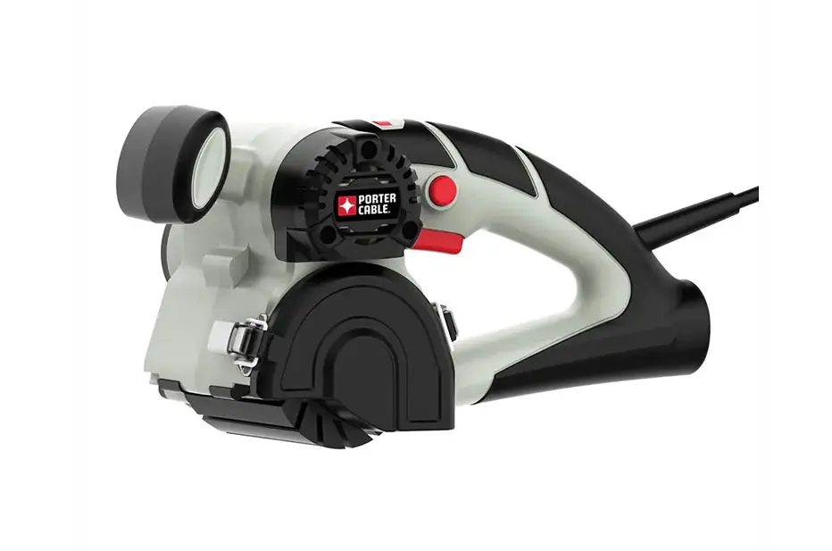 The planer machine ensures flat, even surfaces by shaving wood or boards to a consistent thickness. Perfect for joinery, furniture making, and large-scale woodworking.